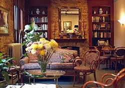 Broadway Inn hotel
