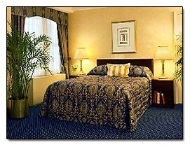 Milford Plaza Hotel room