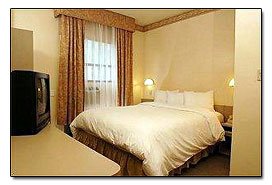 Portland Square hotel room